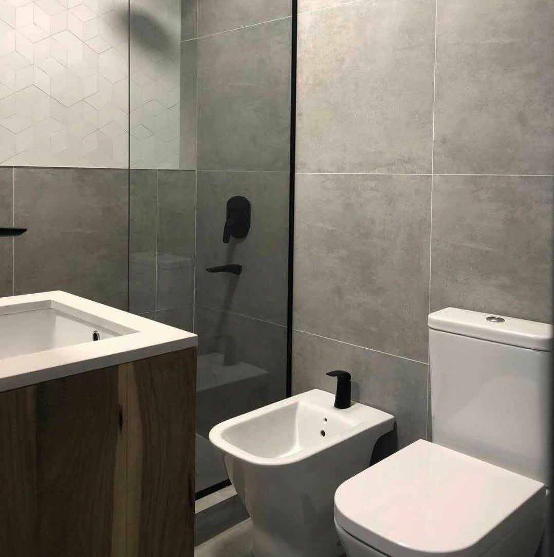 Baño con revestimiento Ilva Mediterránea