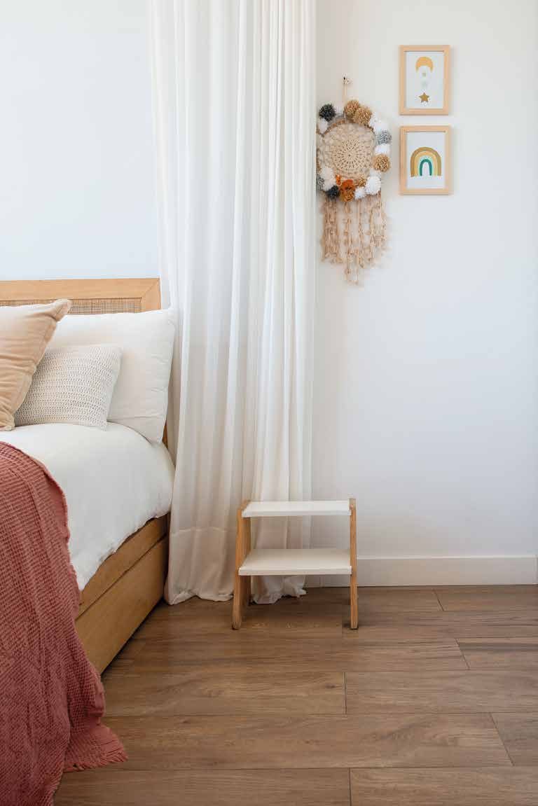Dormitorio con piso Ilva Legni