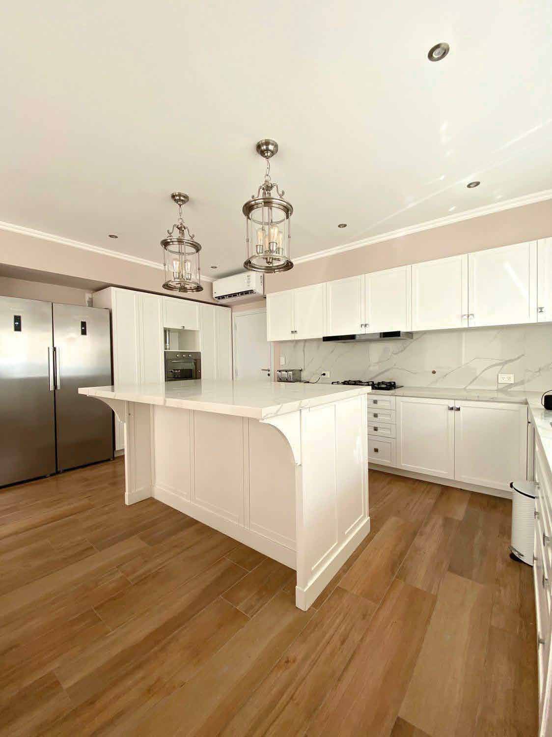 Cocina con piso Ilva Legni Identica